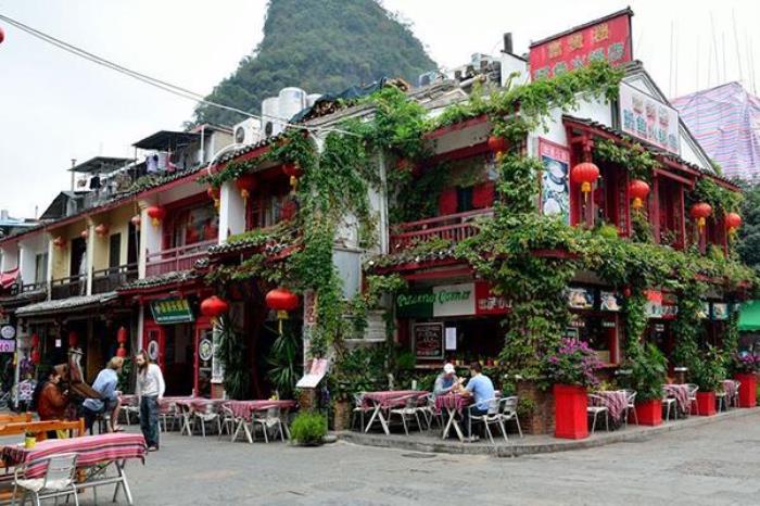 阳朔西街