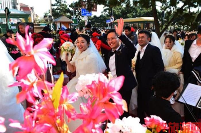 音乐集体婚礼在青岛浪漫举行 音乐集体婚礼在青岛浪漫举行