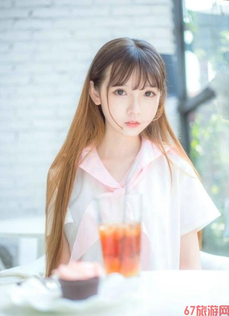 广州计觅露职业服务员20岁身高162